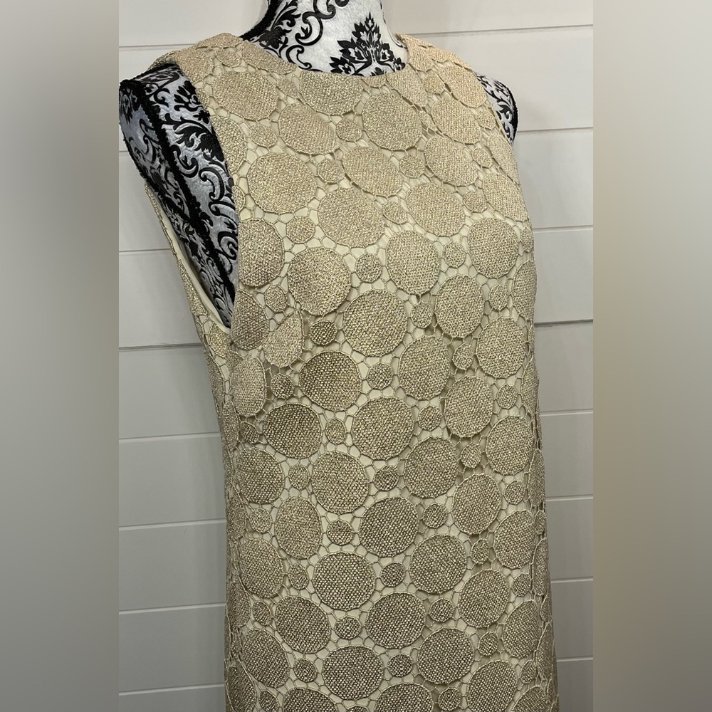 Alice & Olivia Dress Womens 8 Light Gold Metallic Lace Shift Mod Mini Cocktail - Picture 12 of 15